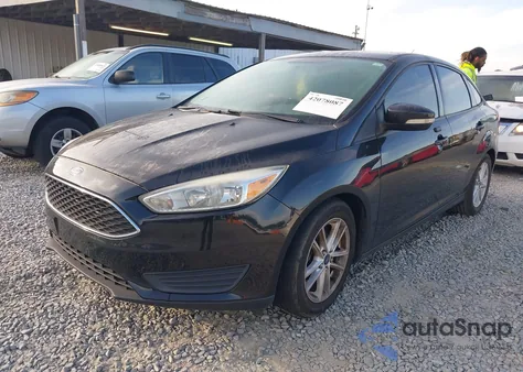 2015 Ford Focus Se z USA, uszkodzony, nr VIN 1FADP3F28FL321451